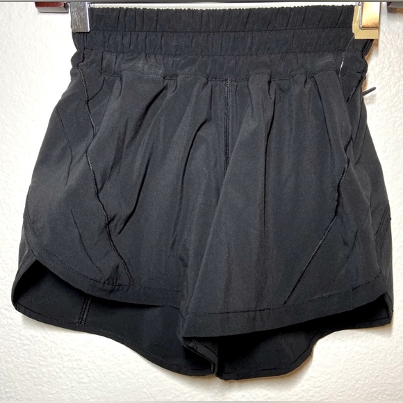 Lululemon Track That Short 5" Mid Rise Round
Hem Elastic Waistband Black 0 - Picture 6 of 9